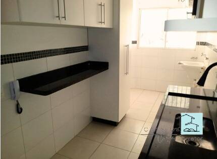 Apartamento à venda com 2 quartos, 70m² - Foto 7