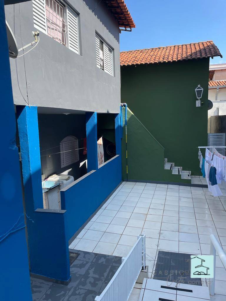 Casa à venda com 11 quartos, 250m² - Foto 6