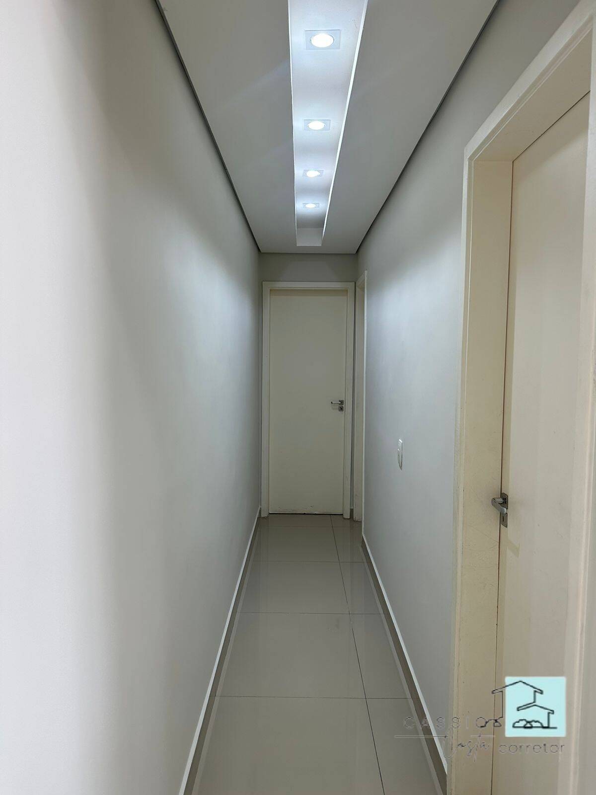 Apartamento à venda com 2 quartos, 58m² - Foto 6