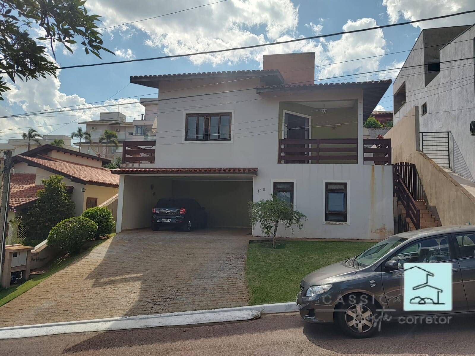 Casa à venda com 3 quartos, 199m² - Foto 2