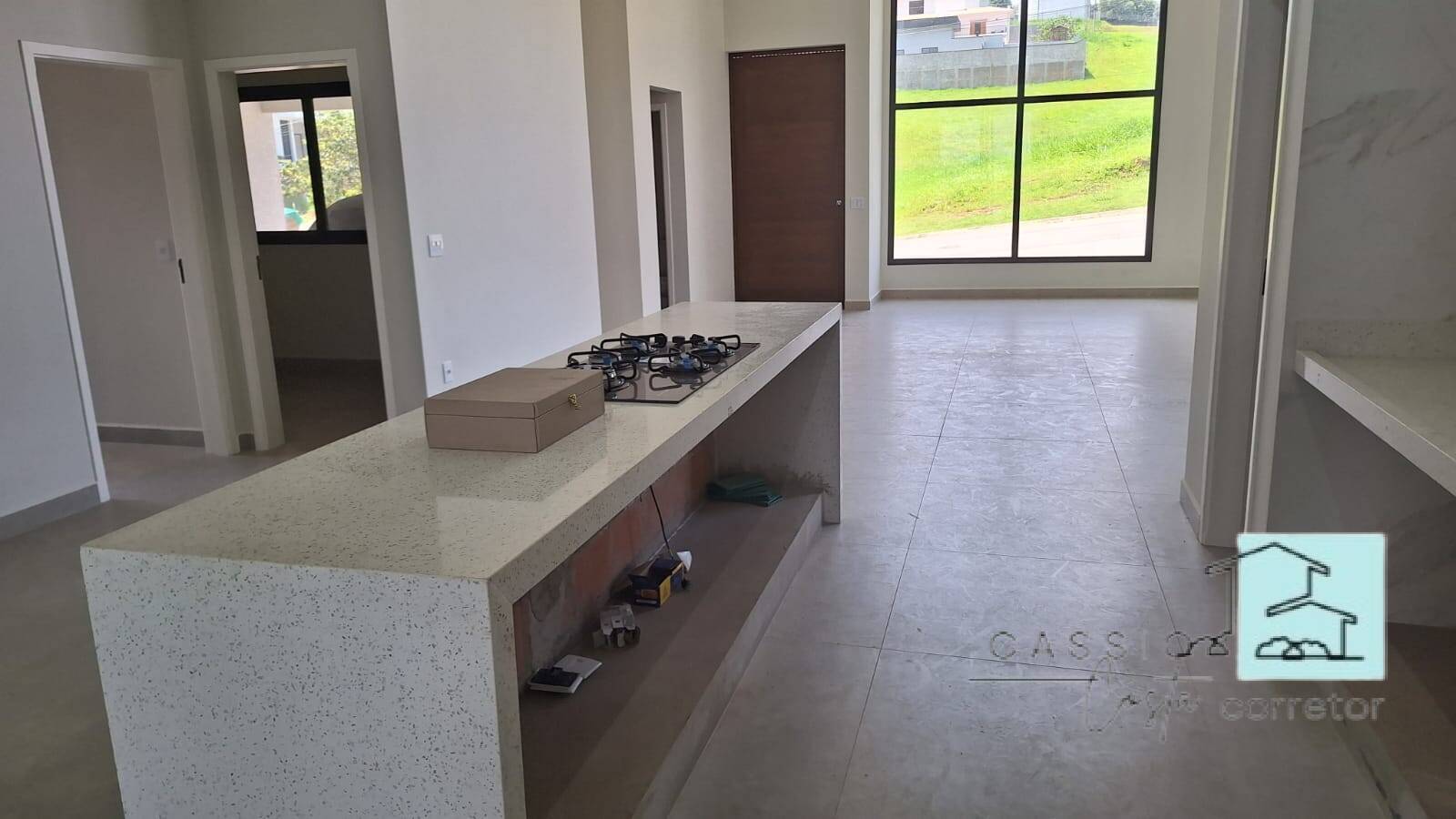 Casa à venda com 3 quartos, 273m² - Foto 6