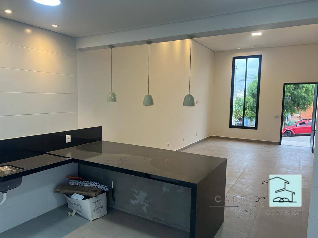 Casa de Condomínio à venda com 3 quartos, 306m² - Foto 2