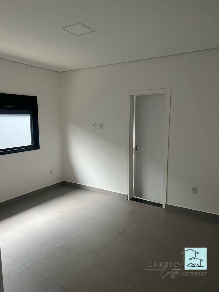 Casa de Condomínio à venda com 3 quartos, 306m² - Foto 13