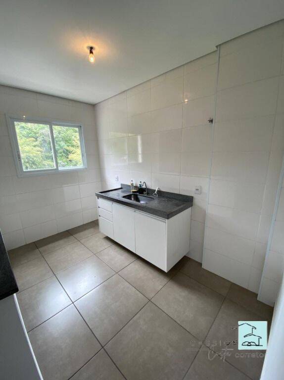 Apartamento para alugar com 3 quartos, 100m² - Foto 4