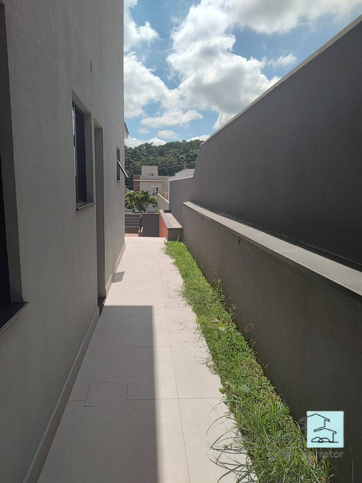 Casa de Condomínio à venda e temporada com 4 quartos, 288m² - Foto 5