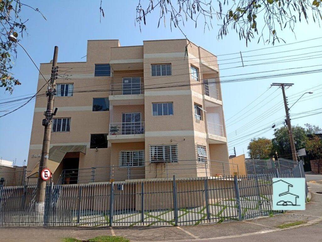 Apartamento à venda com 2 quartos, 64m² - Foto 2