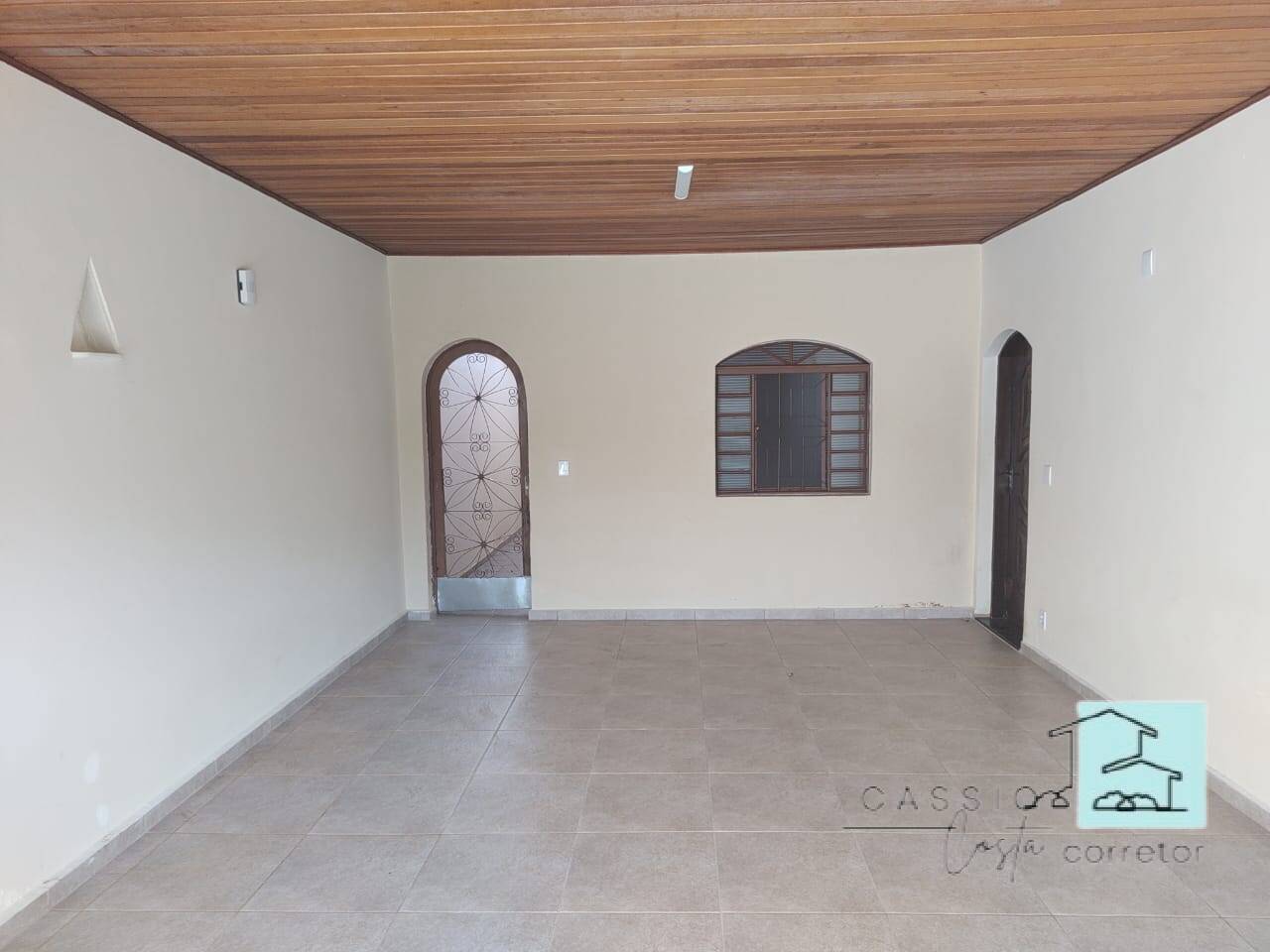 Casa à venda com 3 quartos, 190m² - Foto 3