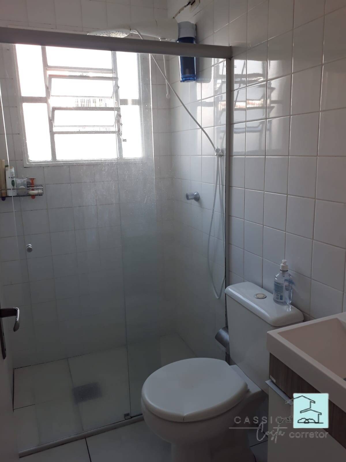 Apartamento à venda com 2 quartos, 58m² - Foto 4