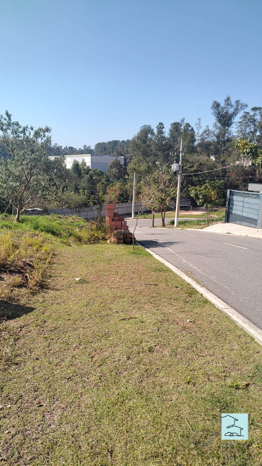 Terreno à venda, 250m² - Foto 1